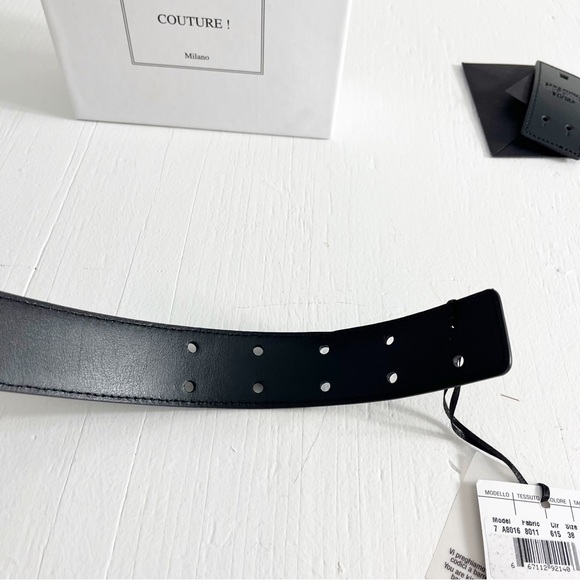 Moschino Gold Logo Buckle Black Leather Belt Size 75 NWT Sleek Black main image 5